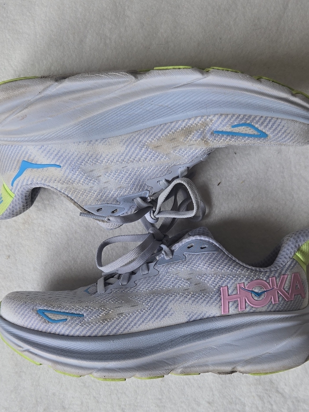 Hoka Clifton Women’s Low Top Lace-Up Mesh Sneakers Gull/Sea Ice